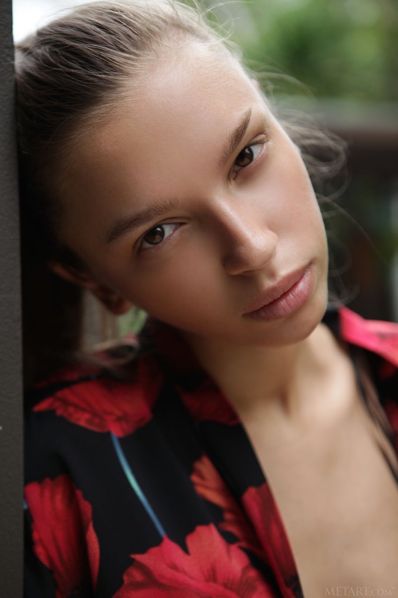 Нина, 26