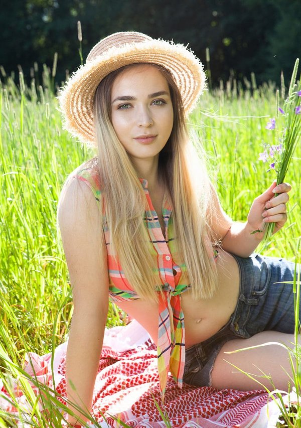 Алиса, 21